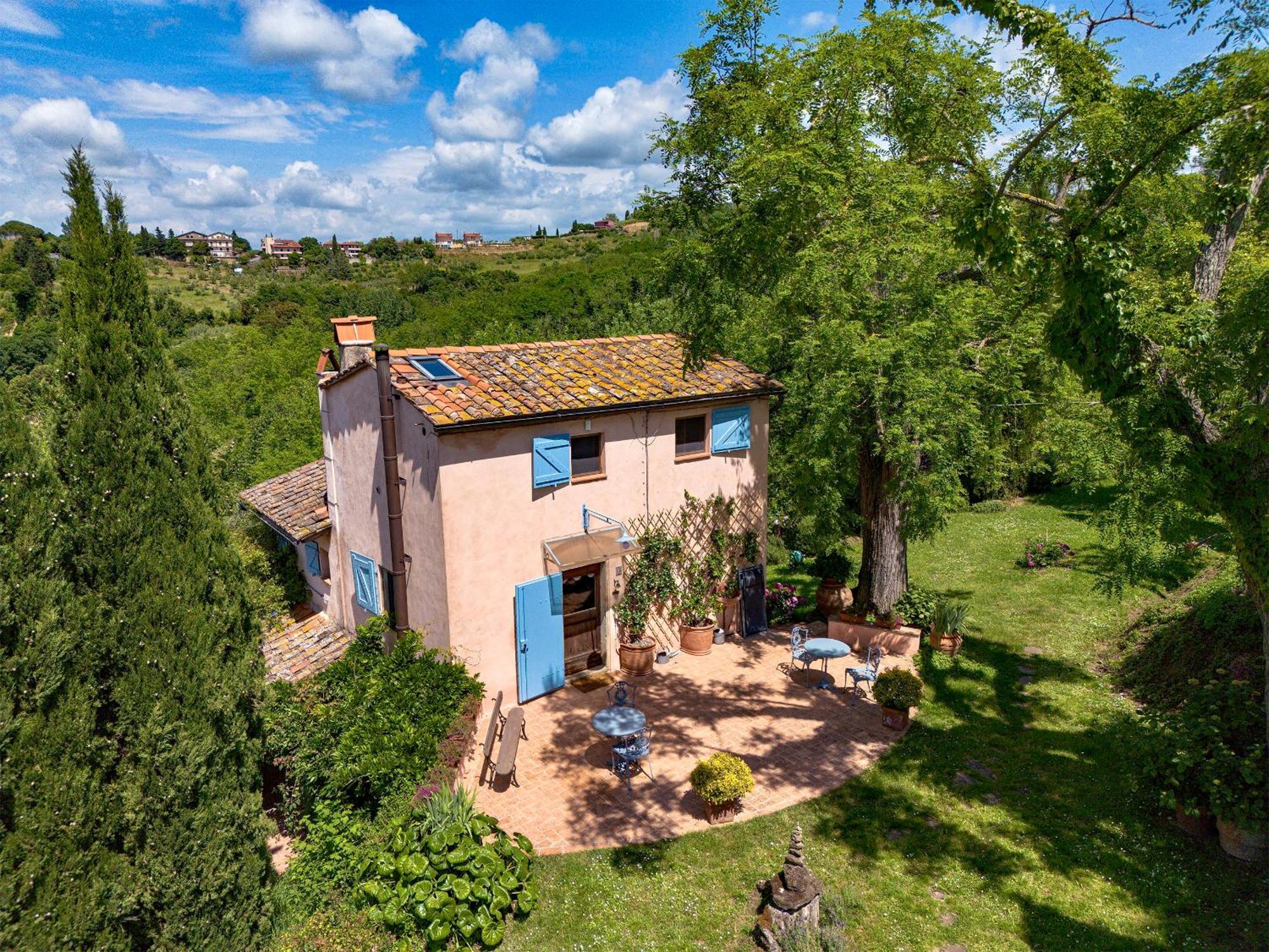 Appartamento Con Patio Privato E Giardino Tra Pisa E Firenze 팔라야 외부 사진